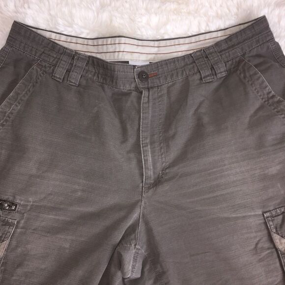 Columbia Cargo Shorts Sz 36 W 11 L Cotton Hiking Outdoors - Picture 3 of 14